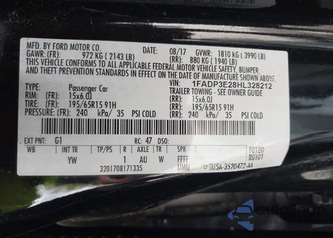 2017 Ford Focus S из США, поврежденный, VIN 1FADP3E28HL328212